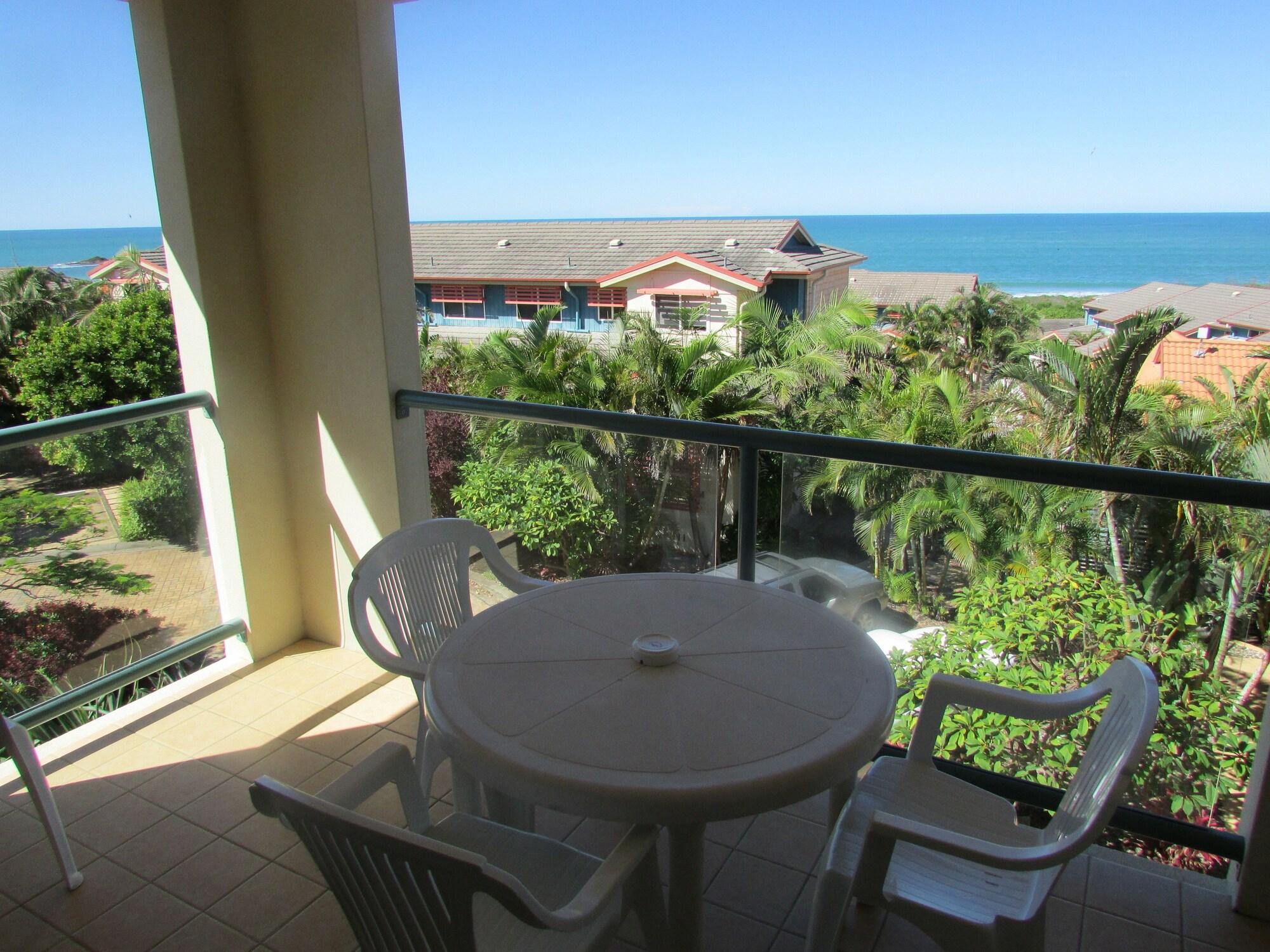 Aqualuna Beach Resort Sapphire Beach Exterior foto